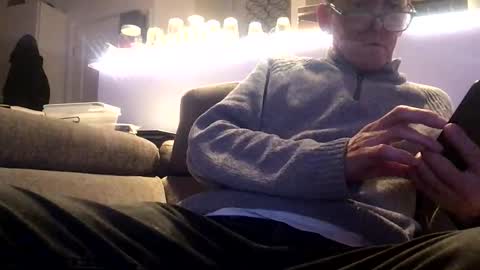 Redspider154 online show from 04/13/26, 07:19