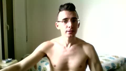 redstep0 online show from 09/14/25, 09:41