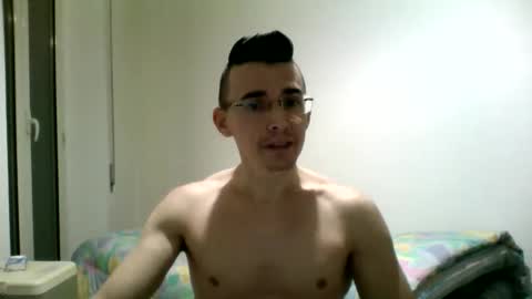 Snapshot of redstep0 chatting on 11/27/25, 12:13 redstep0 online show from 11/27/25, 12:13