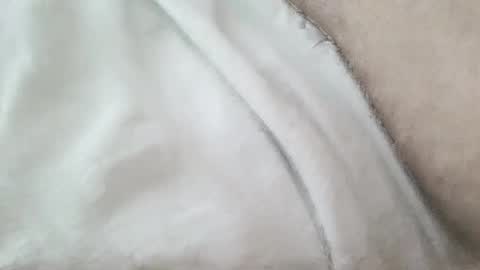 redwhiteblue_24 online show from 08/01/26, 12:15