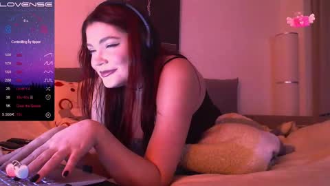 Snapshot of redyari chatting on 02/15/25, 11:58 Red online show from 02/15/25, 11:58