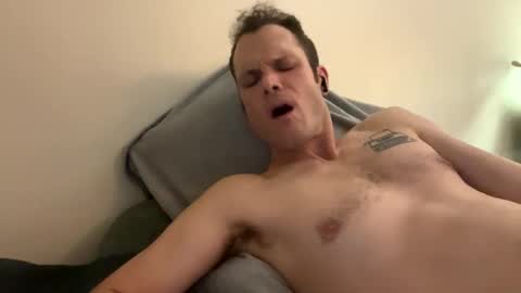 Reed Thomas online show from 12/03/25, 06:32