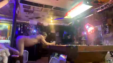 Snapshot of reeferleefer chatting on 11/03/25, 03:19 Lee online show from 11/03/25, 03:19