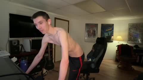 Snapshot of reelbigwang chatting on 02/08/25, 03:41 reelbigwang online show from 02/08/25, 03:41