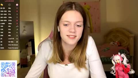 Lucy online show from 10/14/25, 04:30