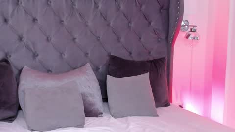 Regina  online show from 01/18/26, 10:24