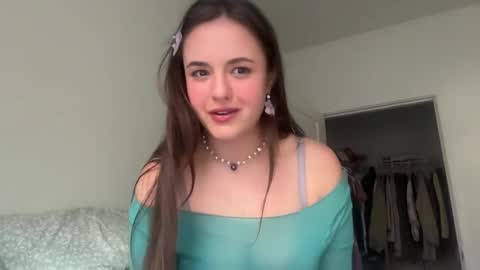 Its Reginaaa  online show from 04/09/26, 01:49