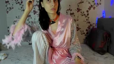 Alisa online show from 10/19/25, 08:48