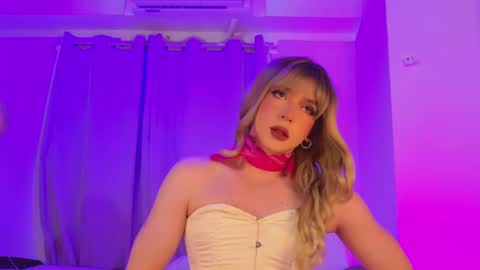 Snapshot of reginarose chatting on 10/03/25, 03:14 reginarose online show from 10/03/25, 03:14