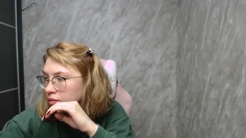 Regina online show from 02/24/25, 03:02