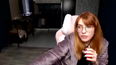 Regina online show from 10/23/25, 11:42