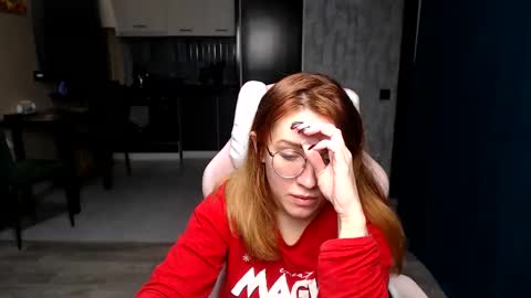 Regina online show from 10/30/25, 01:51