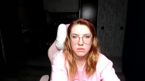 Regina online show from 11/09/25, 01:37