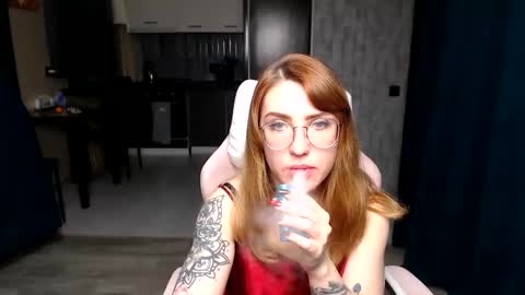 Regina online show from 11/23/25, 01:49