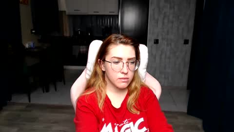 Regina online show from 11/30/25, 01:53