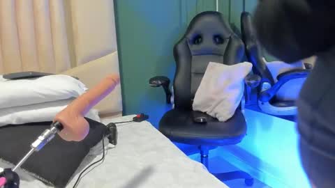 Snapshot of reginavegaa chatting on 02/14/25, 05:57 reginavegaa online show from 02/14/25, 05:57