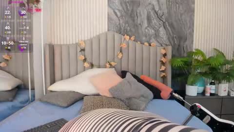 Snapshot of reginavegaa chatting on 03/04/25, 12:01 reginavegaa online show from 03/04/25, 12:01