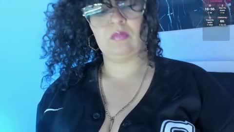 Snapshot of reginavegaa chatting on 01/15/26, 11:37 reginavegaa online show from 01/15/26, 11:37