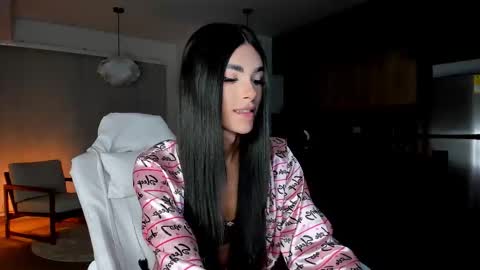  REICHEL  online show from 02/14/26, 02:08