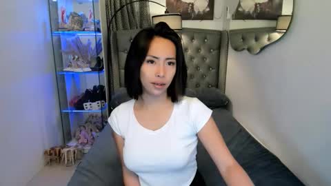 reighnempress online show from 01/19/26, 01:31