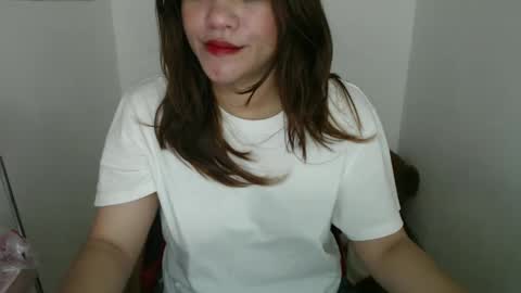 reign2525 online show from 02/26/25, 04:03