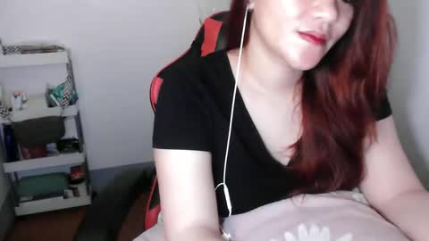 reign2525 online show from 09/08/25, 04:39