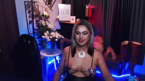 Red Ivy online show from 03/16/26, 07:29