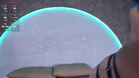 reiinachloe online show from 10/17/25, 11:18