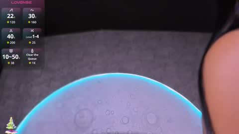 reiinachloe online show from 11/17/25, 04:13