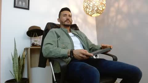   REIKO  online show from 02/01/25, 07:55