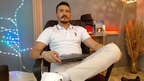   REIKO  online show from 02/05/26, 03:05