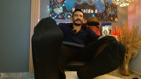   REIKO  online show from 04/08/26, 02:28