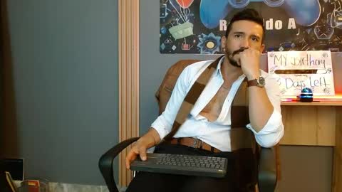   REIKO  online show from 04/15/26, 07:58