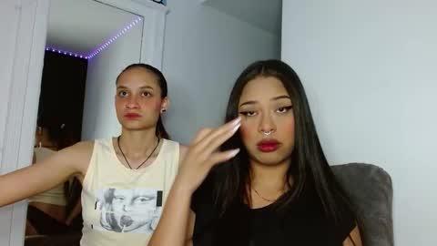 reina_reina online show from 01/09/26, 02:36