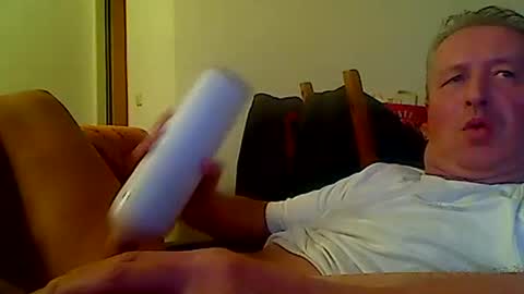 reini7211 online show from 12/05/24, 02:53