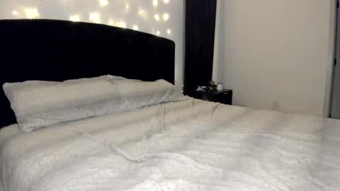 Priscilla online show from 02/22/25, 04:07