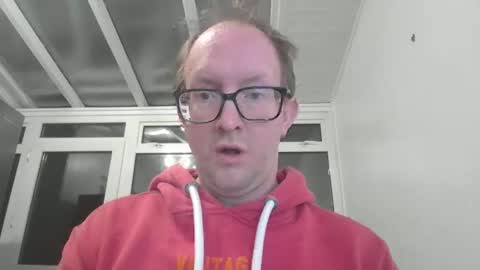 Snapshot of relaxnchat41 chatting on 09/29/25, 10:47 relaxnchat41 online show from 09/29/25, 10:47