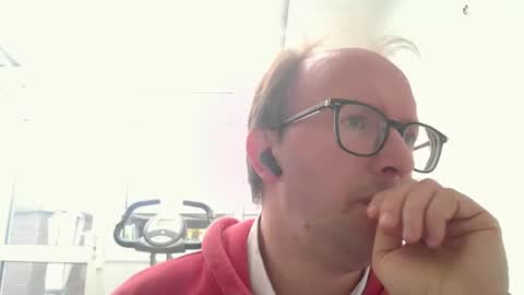 Snapshot of relaxnchat41 chatting on 10/16/25, 08:37 relaxnchat41 online show from 10/16/25, 08:37