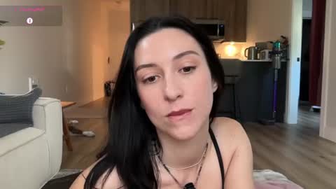 Snapshot of remibliss chatting on 06/22/26, 11:02 Remi online show from 06/22/26, 11:02