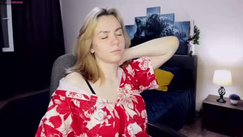 RemiPeach online show from 06/09/26, 05:24