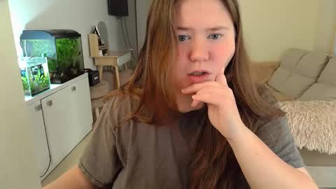 Snapshot of remirann_ chatting on 03/05/25, 07:27 Ann OF - remirann21 online show from 03/05/25, 07:27