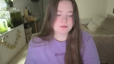 Snapshot of remirann_ chatting on 01/18/26, 02:43 Ann OF - remirann21 online show from 01/18/26, 02:43