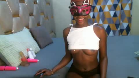 remmyqueen online show from 04/18/26, 05:22