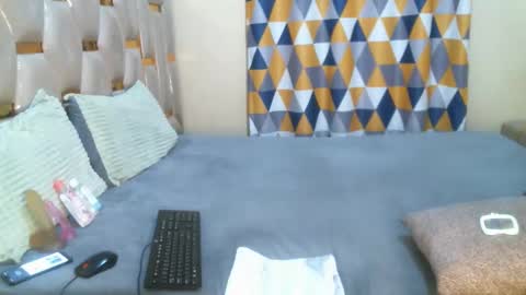 remmyqueen online show from 05/02/26, 08:03