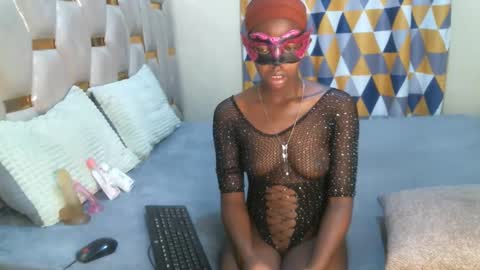 remmyqueen online show from 05/07/26, 03:50