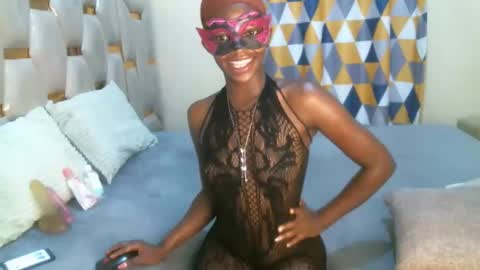 remmyqueen online show from 05/10/26, 08:47