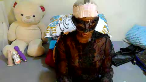 remmyqueen online show from 05/12/26, 10:34