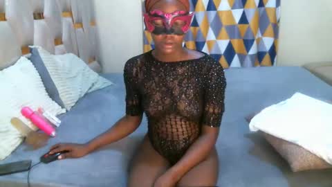 remmyqueen online show from 05/25/26, 12:38