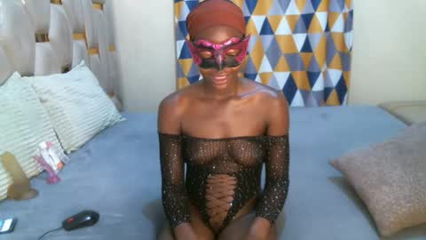remmyqueen online show from 05/25/26, 09:10
