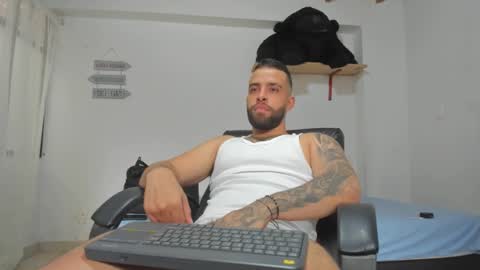 Snapshot of remy_sten chatting on 02/12/25, 08:50 Rmy Steen online show from 02/12/25, 08:50